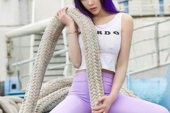白日丝想家——爱丝换个姿势，居然能把家的味道融进这套图里？