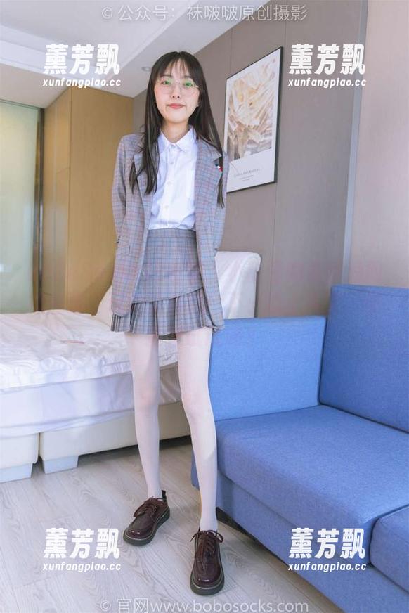 BoBoSocks袜啵啵 - 小甜豆的最新渔网袜合集，玩袜子游戏！不小心上头了，你要来试试吗？