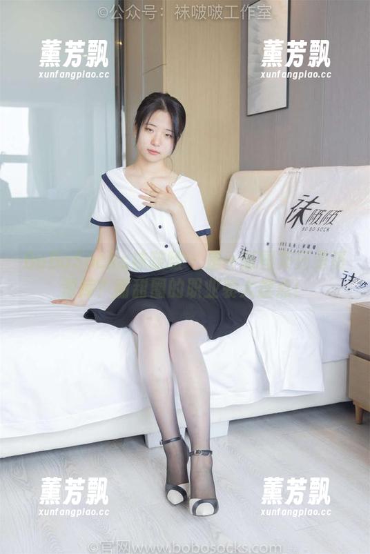 BoBoSocks袜啵啵 - 是一张图集还是资源库？甜甜圈的职业装大盘点！