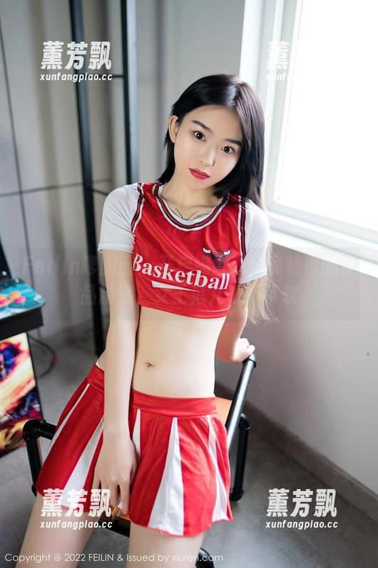 Feilin嗲囡囡 - 开启姗姗就打奥特曼的作品精选，女王范儿毫不手软