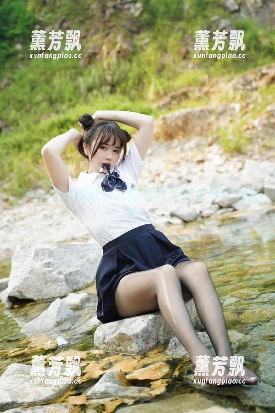 玩味Tina很妖孽呀的写真和她那杯精致奶茶！