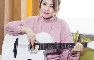 TouTiao头条女神 - 娜露的低调奢华套装合集，适合任何场合，除了相亲