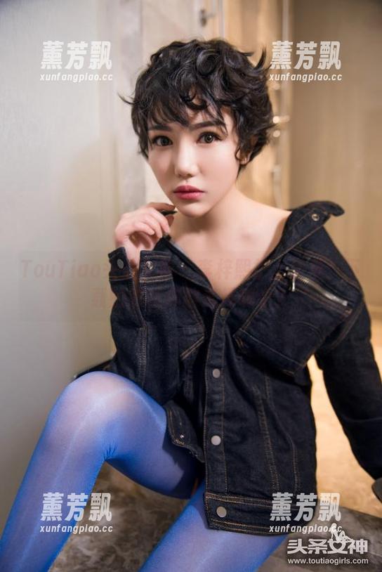 TouTiao头条女神 - 李梓熙护士全集：下载的时候你敢选择哪个？