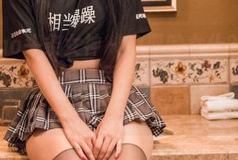 TouTiao头条女神 - 杂耍的女仆？不只是杨漫妮baby的角色，还有那高清图库带来的无穷想象。