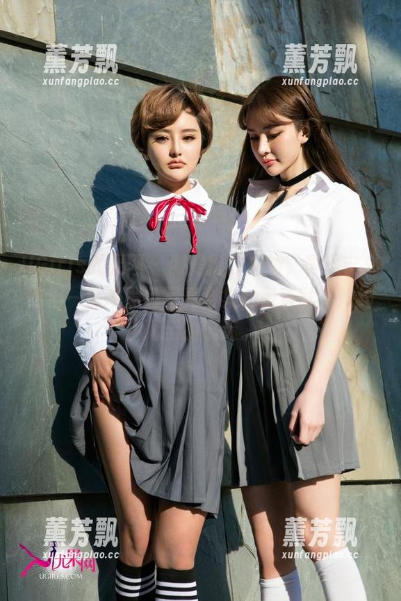 UGirls尤果网 - 倒是挺会拍的，李思宁总结出一整本黑色写真合集，简直就是如约而至的沉迷。