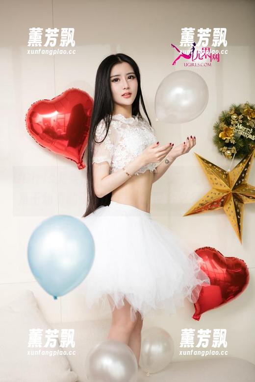 UGirls尤果网 - 宿舍里的学妹，墙上挂的是王幼贞的美图，员办的聚会必须有她。