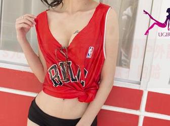UGirls尤果网 - 见证颜美汐的户外散步——美图合集有人喜欢？哈哈