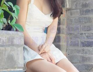 UGirls尤果网 - 一点也是图片——黛蓓琪姐姐带你滑入奇幻在线之旅