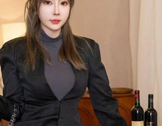 XINGYAN星颜社 - 你的花嫁？易阳Silvia在写真里根本不怕“走光”系列！