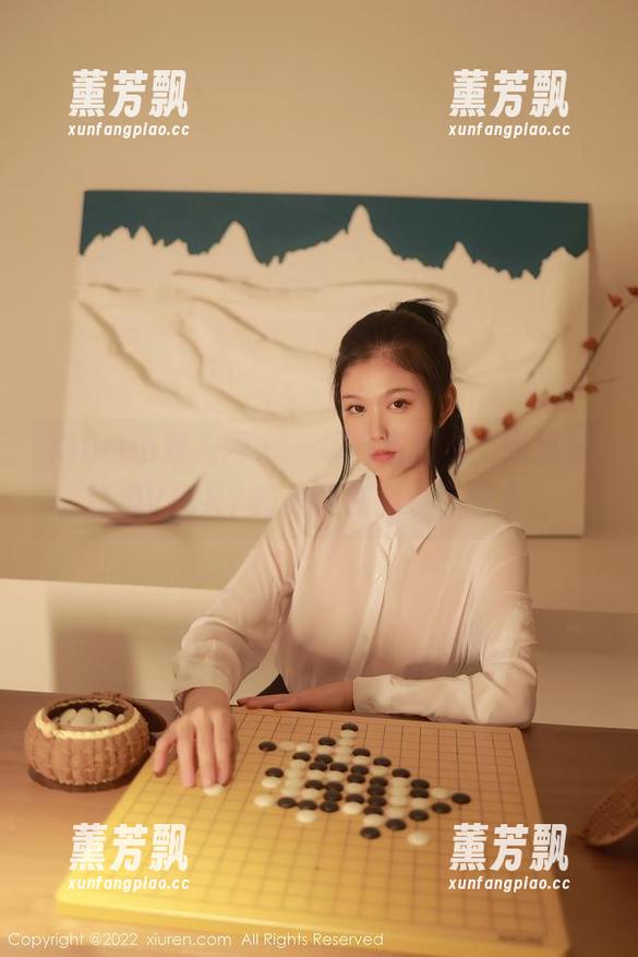 Xiuren秀人网 - 一场网盘盛典，专属陈雅漫VICKY的美腿在视线中游走。