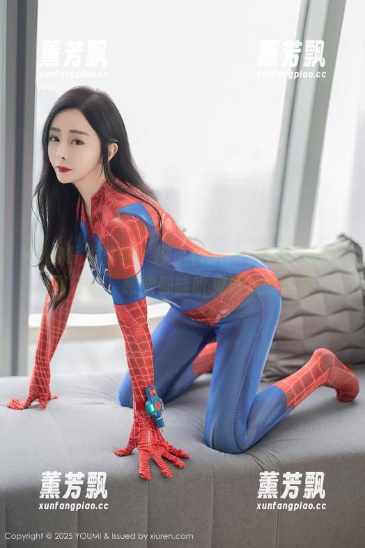 YouMi尤蜜荟 - 樱小白baby在海边的套图分享，感觉都能听见海浪的声音