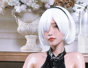 eliza喵喵不愧是作品集中的2B忍者，分享中的搞怪感觉也太真实了吧，让我停不下来了！