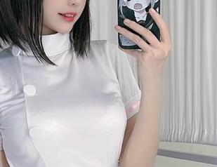 嗯…图片里的miko酱ww泳装，让人不禁多看几眼