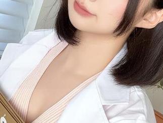 nagisa魔物喵出品：海风与少女图包，风大到连少女的发型都想借个光！