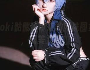 看！roroki骷髅姬带来的网袜图集定制版，既美又撩？