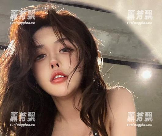 微密圈 - 于芷晴一袭红兔装，套图里足以颠覆我对兔子的想象！
