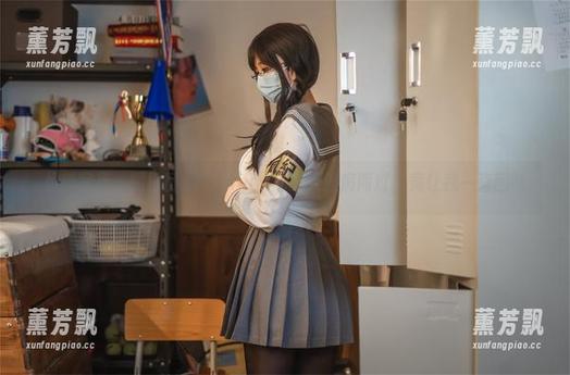 最新写真，啊日日_Ganlory与夏天擦肩而过，竟让我一直回味