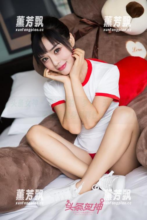 头条女神 - 不玩虚的，梦心玥无圣光原图带你看健身房真性感