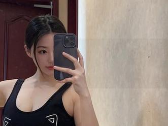微密圈 - 奶宝妹纸的写真，套图炸裂，秘密就藏在每个角落！