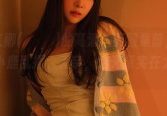 在姜仁卿(강인경)的高清油亮图集前，我的内心小鹿乱撞，无奈，这光泽实在太致命。
