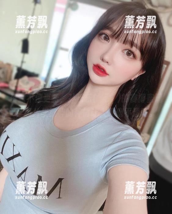 资源不停更新，孙乐乐(손예은)的赛博蜜璃，图片里沉醉的神情让人琢磨不透呢。