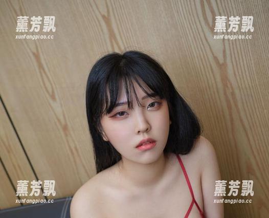红点点，宋哈娜(송하나)的图包让你欲罢不能，快来瞧瞧吧