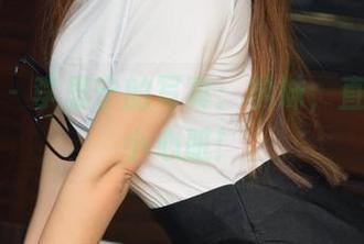 尤果网 - 李思宁的写真：学妹，直击你的小心脏！