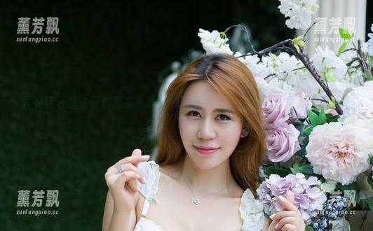 尤物馆 - 睡衣福利图集上线，点开婕西儿jessie，放飞你的幻想吧！