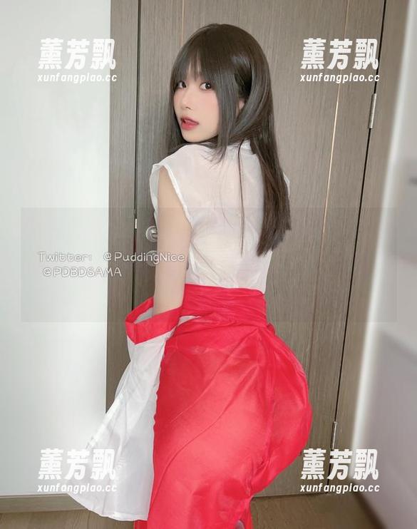 图包更新，不得不服布丁大法又把JK水手服穿出了新高度，今天不谈学习，只想聊服装！