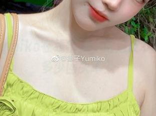 御子Yumiko在线出品，论这皮衣能撑起多少回头率？