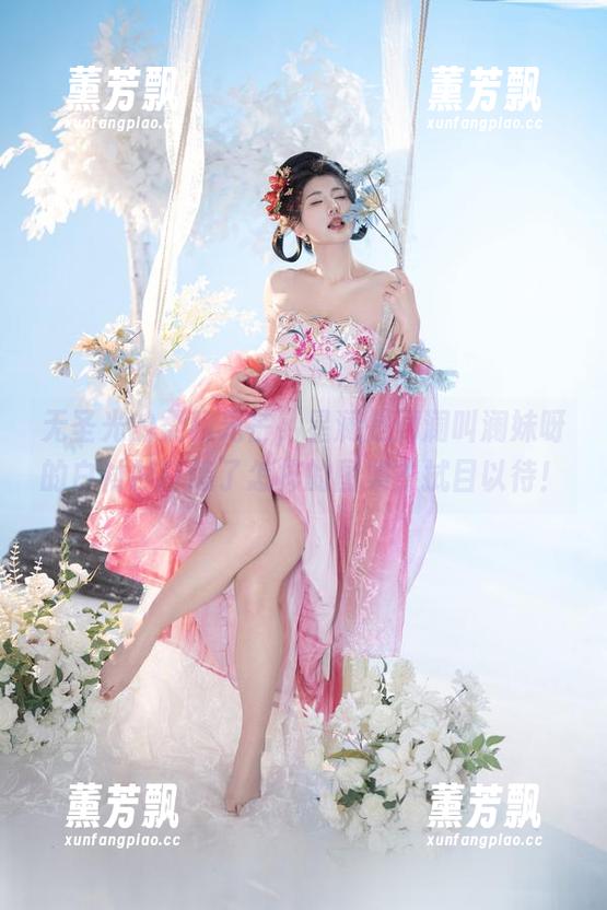 无圣光的柔和光芒，星澜是澜澜叫澜妹呀的白衬衫打造了怎样的图集？拭目以待！