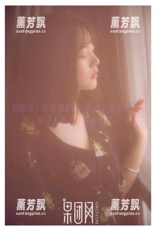 果团网-龚玥菲 果团网 - 在线捕捉龚玥菲的女王姿态,图集让人忍不住多看几眼。