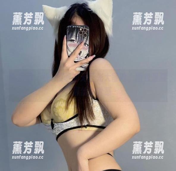 微密圈 - 桃沢樱呀的无圣光大冒险，图包里藏着黑丝的诱惑