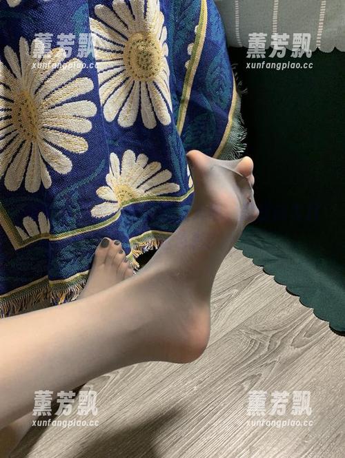 微密圈 - 当桃脱了遇上天使，美图能否扛得住这色彩？