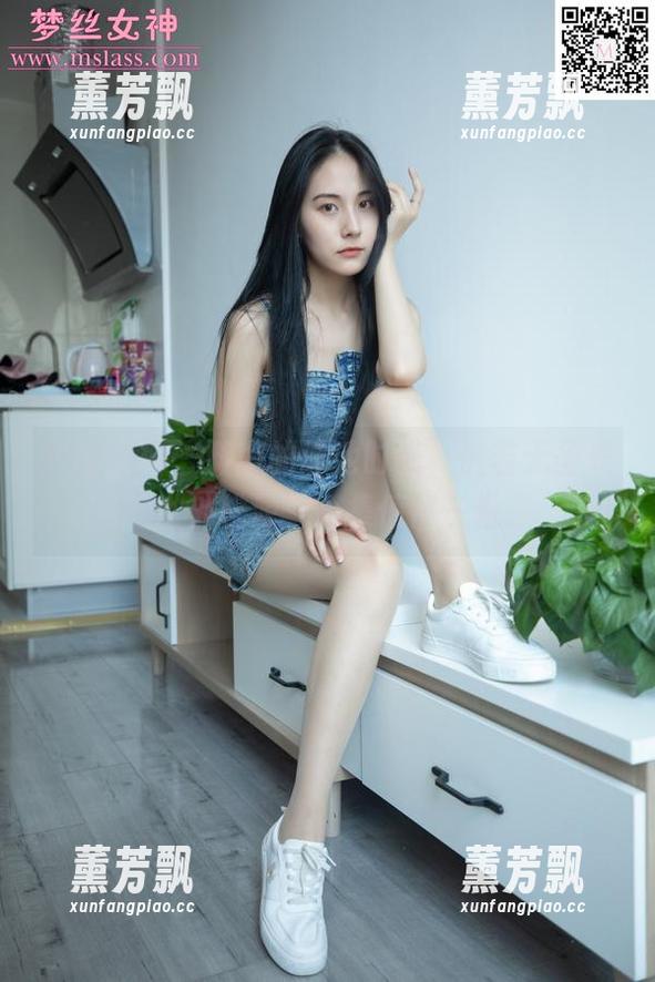 梦丝女神 - 璇璇的泳池时光，恍若无圣光的世外桃源，合集值得一看。