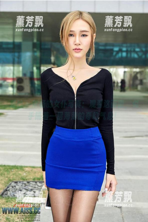 爱丝 - 欣杨的女仆写真：观看这画面，似乎隔着一层薄薄的奇幻气息！