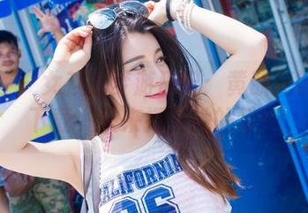 爱蜜社 - 女孩的梦游日记：黄歆苑的套图下载，快来探探她的梦！
