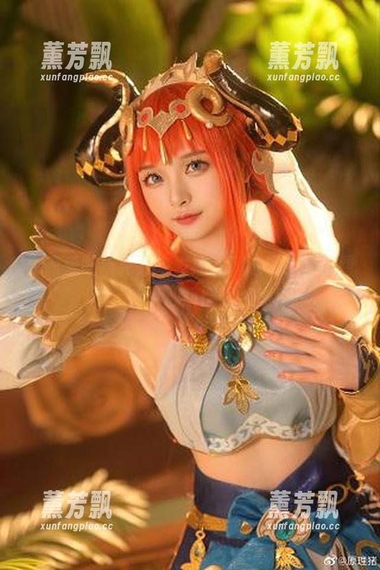 白莉爱吃巧克力来发福利，泳衣合集免费送，让小心脏继续加速！