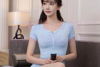 秀人网 - icy猪的职业装本又来了，就等你来收藏为壁纸的精华！