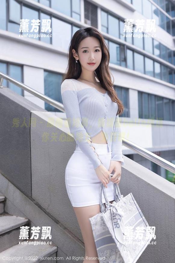 秀人网 - 原图看短裤，媛媛酱belle挑逗你关心的地方，免费哦！