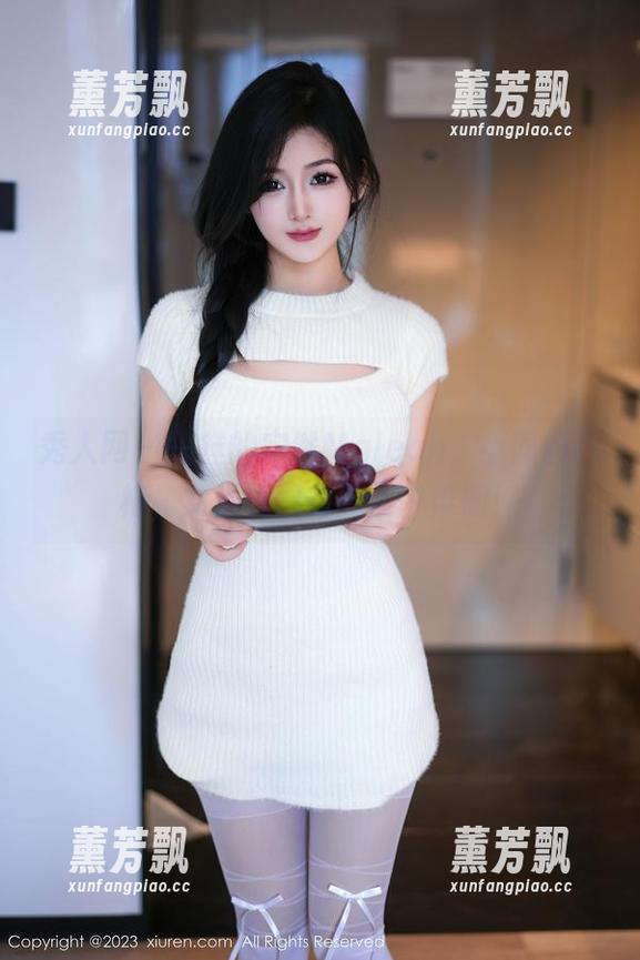 秀人网-安然Maleah 秀人网 - 一样的安然Maleah,不同的风格,女王气息在美图中徘徊!