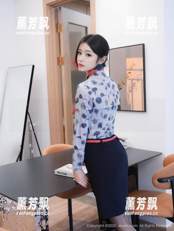 秀人网 - 李雅柔182CM校园新作原图更新，还记得当初的单纯和叛逆吗？