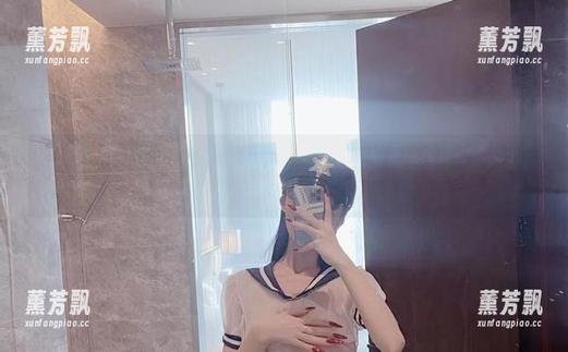 微密圈 - 脸红Dearie说她只是个黑色兔子，结果图库里的“兔子”全被点了！