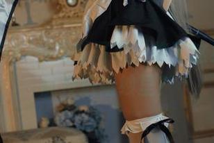 蓝小沂KiKi的花嫁写真：换了这身，能不能按进婚纱里？