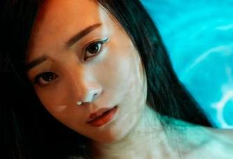 蜜桃社 - 定制新潮流，雪飞的图片里竟然包含死库水的调皮