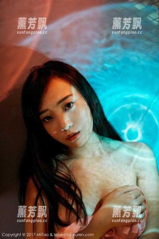 蜜桃社 - 定制新潮流，雪飞的图片里竟然包含死库水的调皮