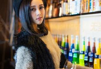 青豆客 - 她是土肥圆矮的护士，无圣光照耀下让人捧腹