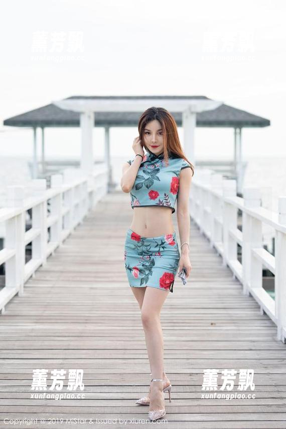 魅妍社 - 翻了翻陈雅漫VICKY的蕾丝图包，想问她到底有没有想法？